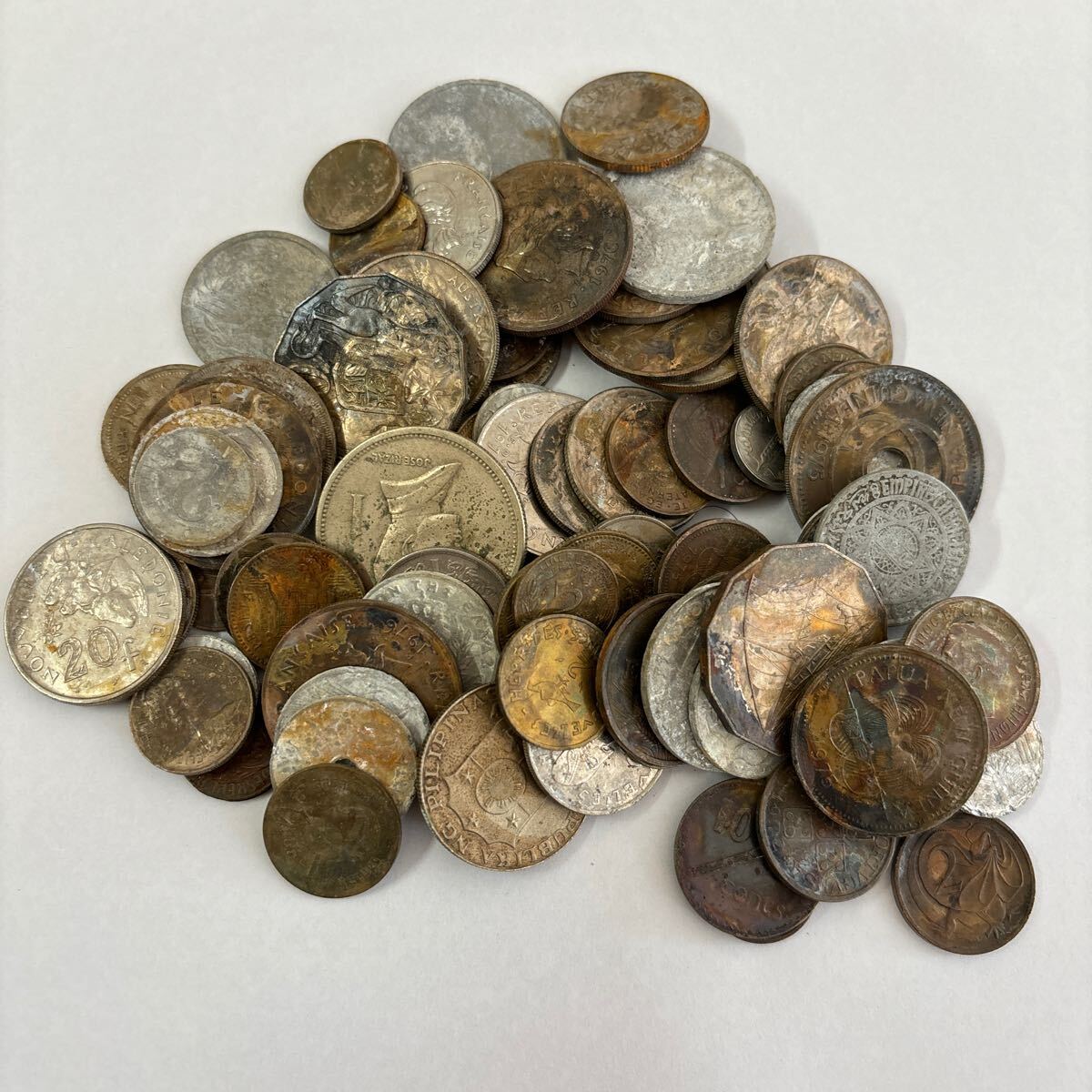 外国硬貨まとめ 錆や汚れ変色難あり 外国コイン 古銭 まとめの画像1