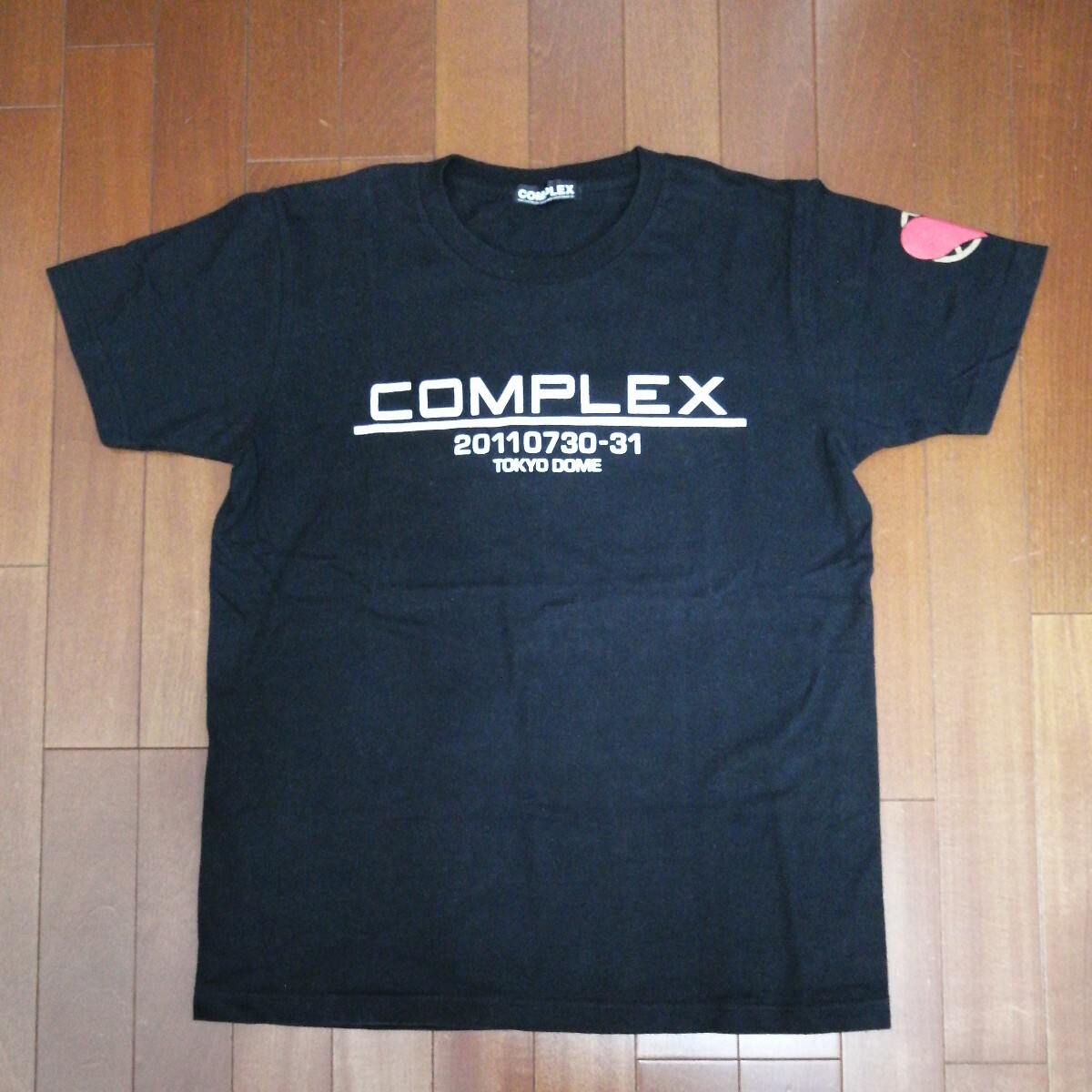 送料込 美品 COMPLEX 日本一心 Tシャツ 黒 Mサイズ 綿100%の画像1
