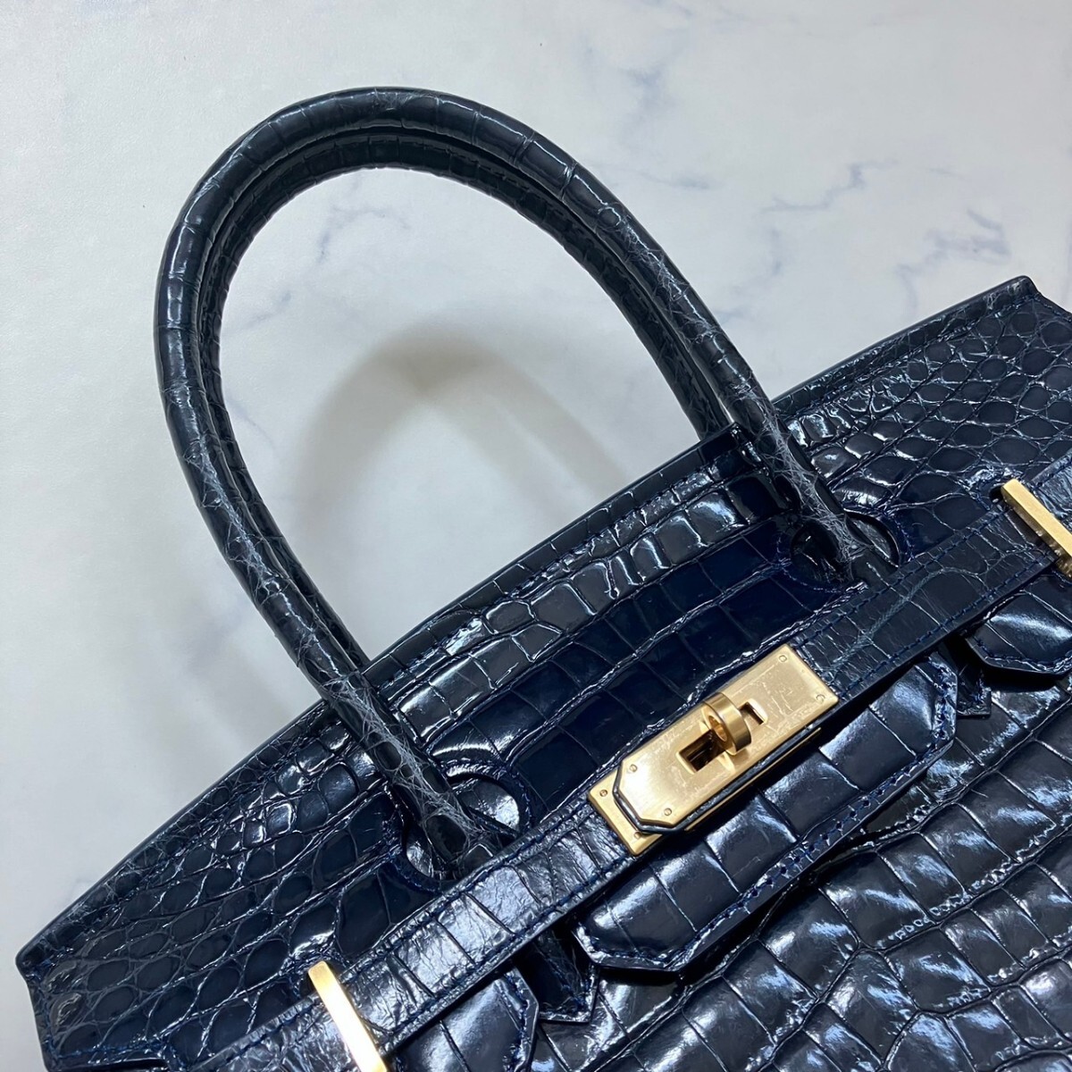  сияющий крокодил crocodile ручная сумочка сумка темно-синий Gold металлические принадлежности сияющий черный ko