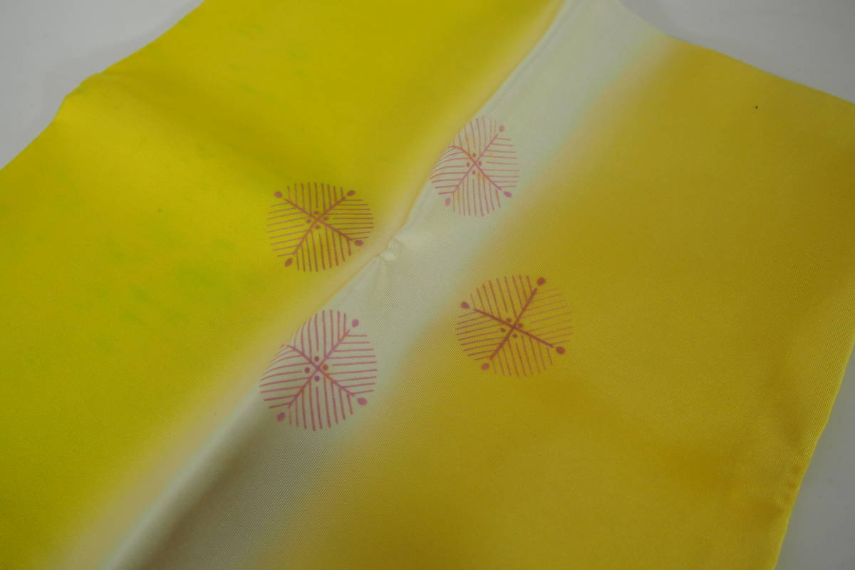o. old .. yellow color bokashi . Tang pine pattern silk tea utensils 24 129-38
