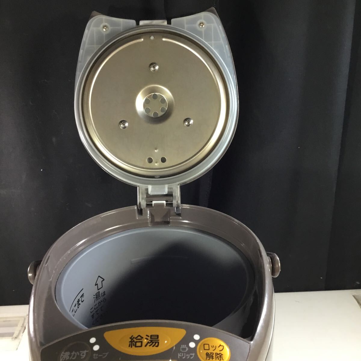 【送料無料】(050739F) ZOJIRUSHI 象印 電気ポッド CD-WU30 3.0L 2020年製 中古品電動ポット の画像5