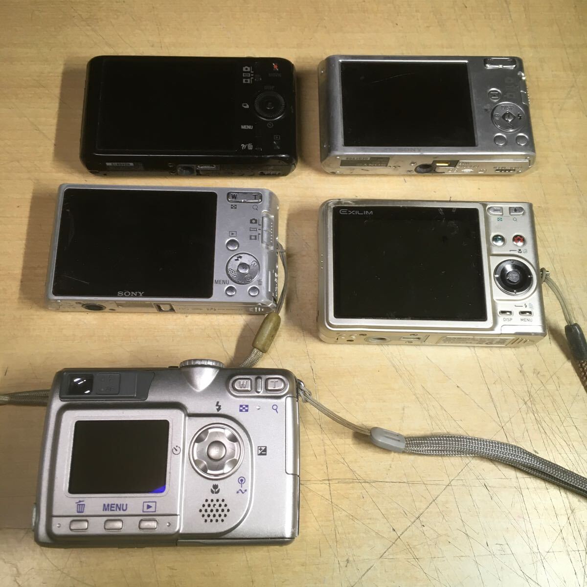 (050900C) SONY CASIO Nikon 各社 コンパクトデジタルカメラ ジャンク品 一式_画像2