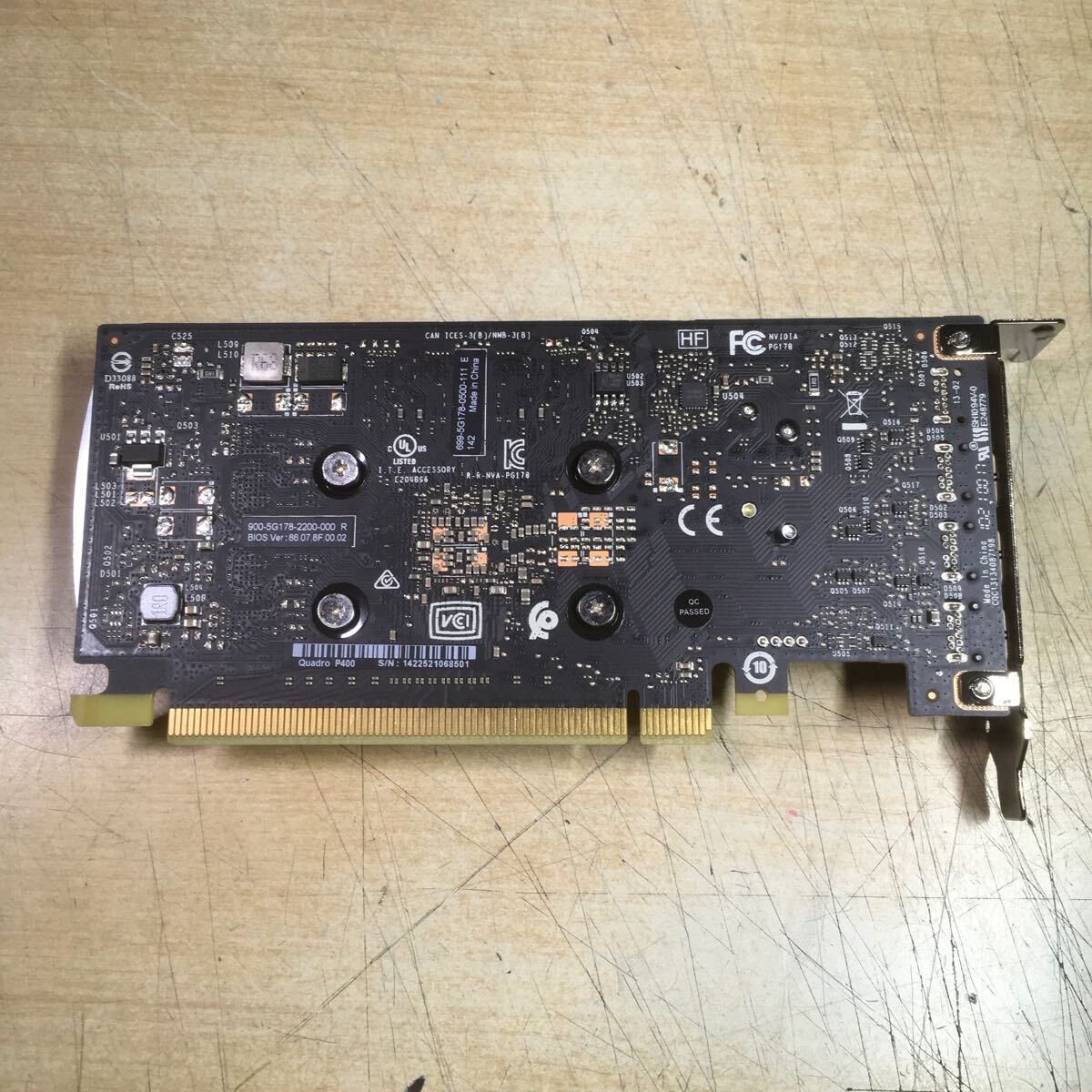 【送料無料】(051615C) NVIDIA Quadro P400 2GB グラフィックボード 中古品 _画像2