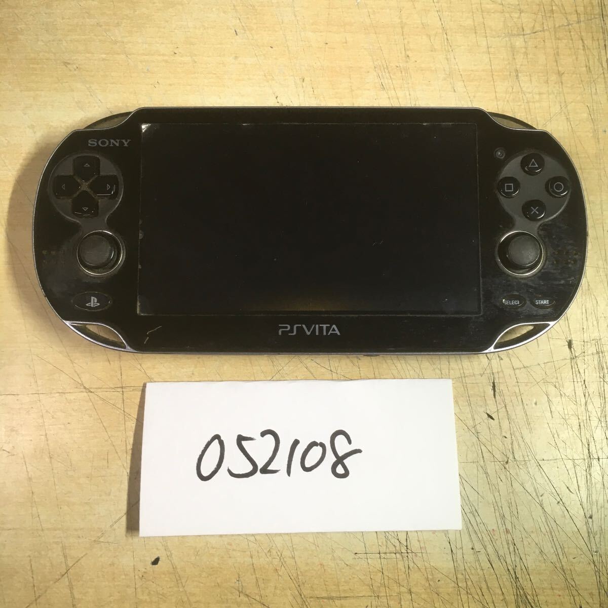 [ free shipping ](052108C) SONY PS VITA PCH-1100 body only junk 