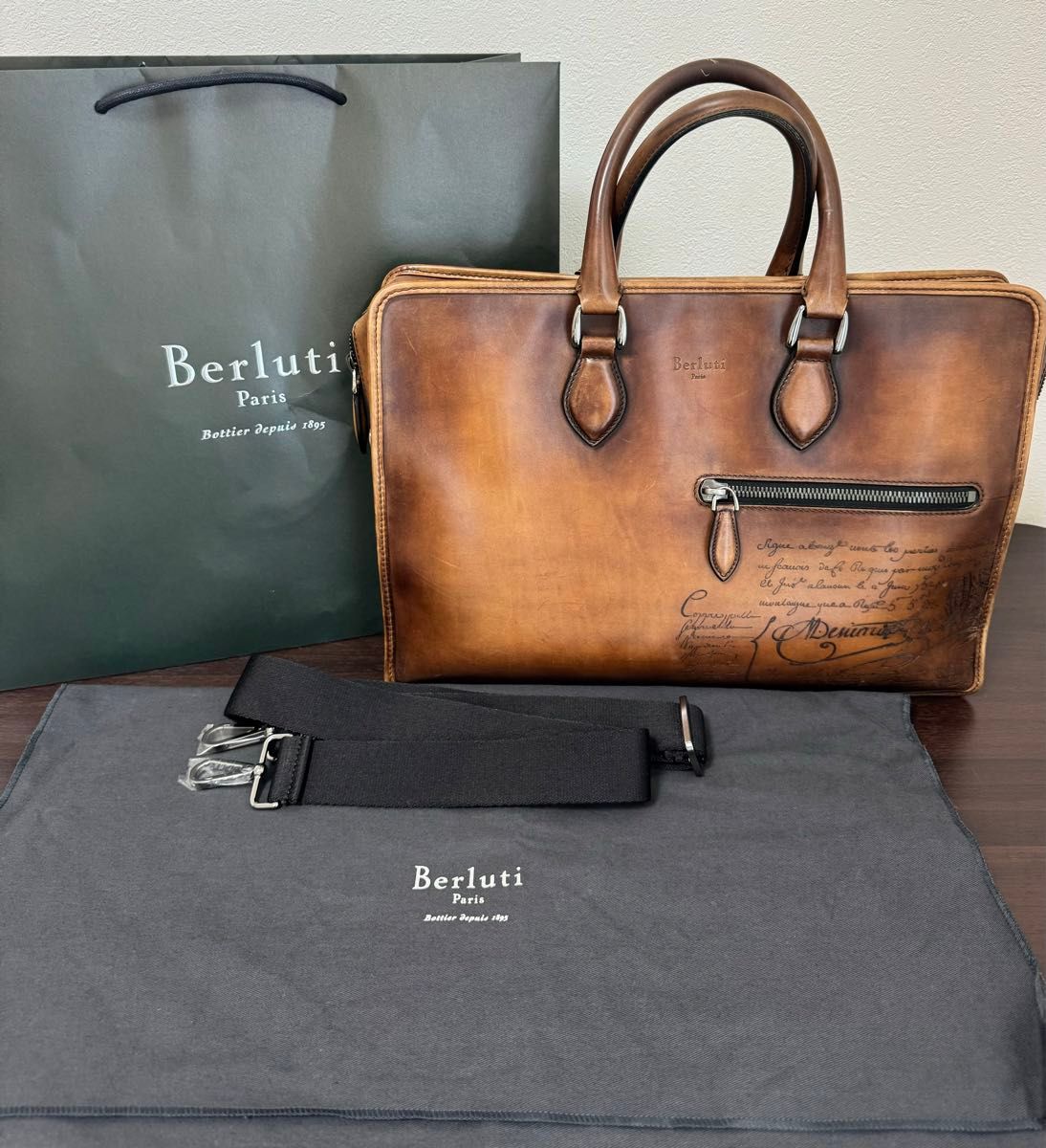 BERLUTI ベルルッティ ヴェネチアレザー ビジネスバッグ|Yahoo BERLUTI ベルルッティ ヴェネチアレザー ビジネスバッグ|Yahoo