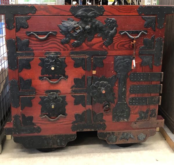 Y(中古）仙台箪笥 岩谷堂箪笥 時代箪笥 民芸家具 レトロ　棒状鍵 車タンス_画像1