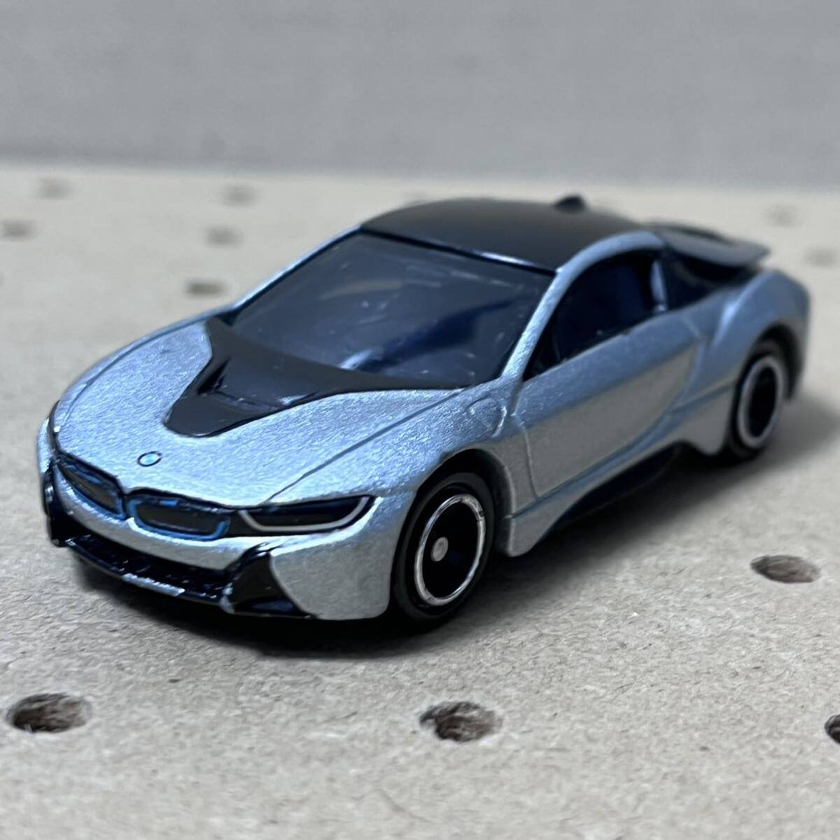 トミカ BMW i8 絶版　ルース_画像1