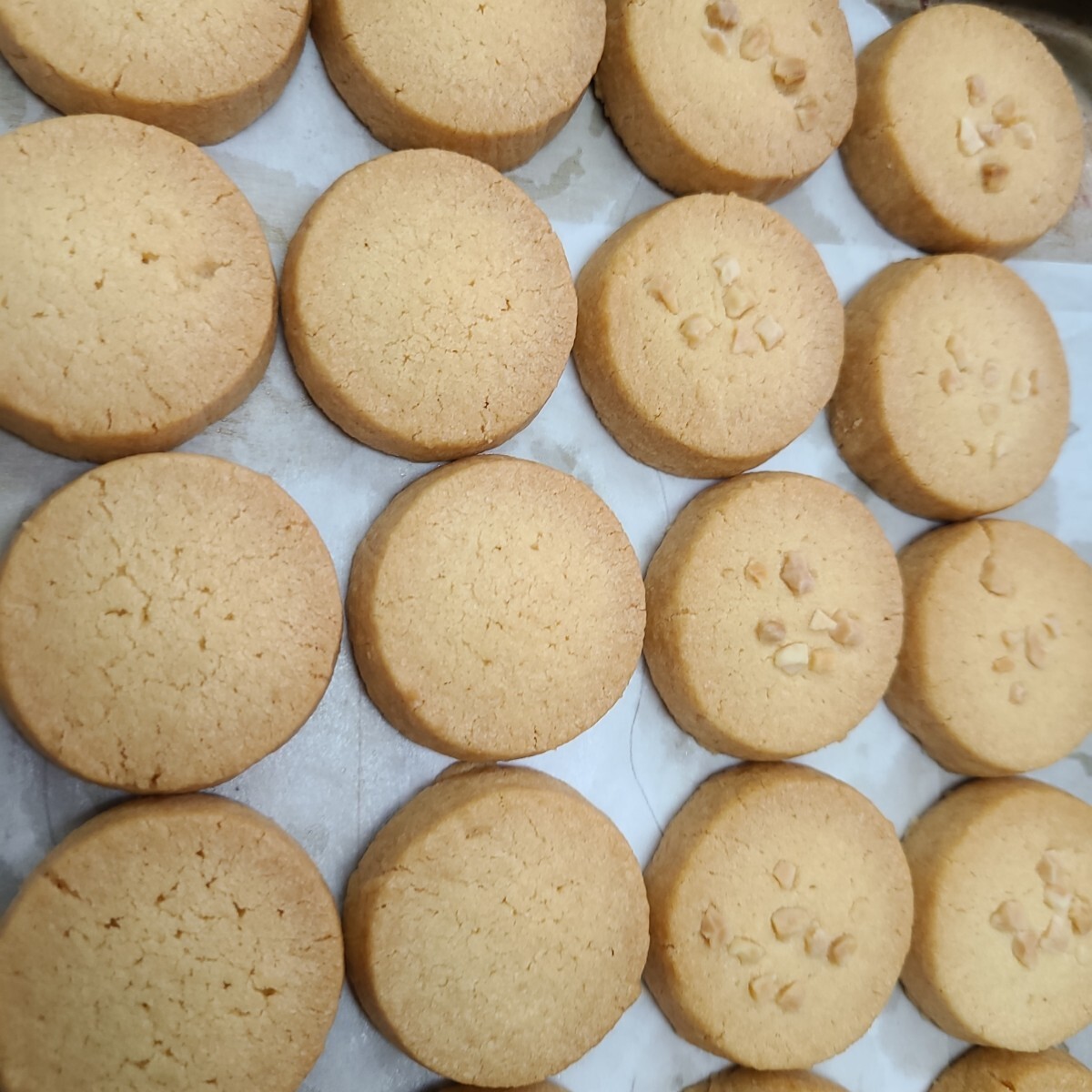 ★ 【バタークッキー＆アーモンドクッキー♪】30枚入り　風味豊かな　手作り　焼き菓子　クッキー