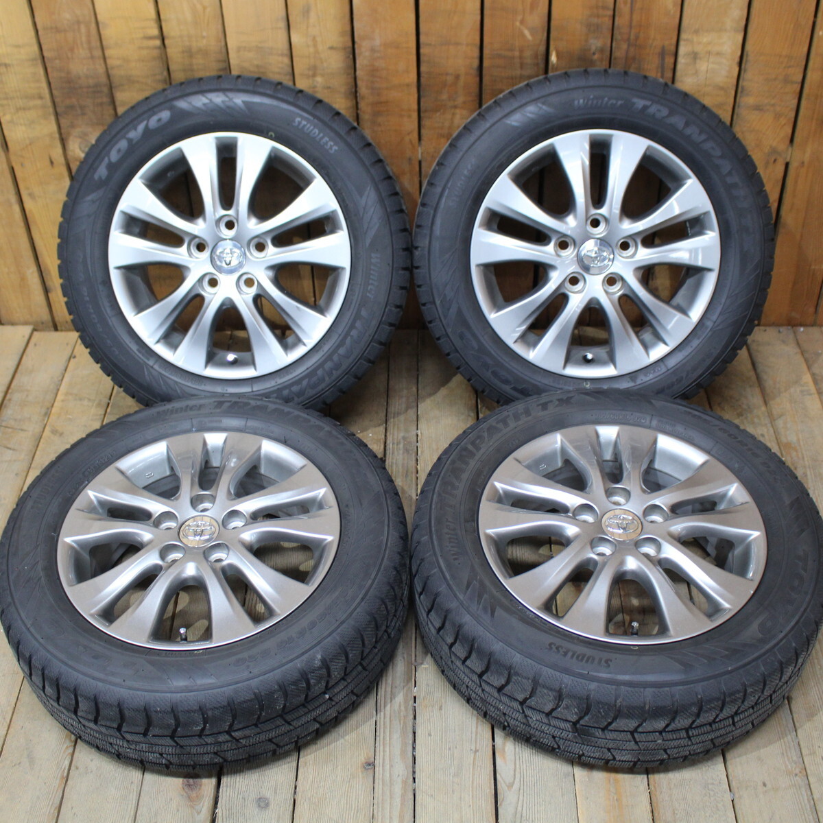 TOYOTA トヨタ ノア VOXY 純正 16インチ 海外製 スタッドレス 205/60R16 タイヤ ホイール 4本SET エスクァイア ヴォクシー TOYOTA トヨタ ノア VOXY 純正 16インチ 海外製 スタッドレス 205/60R16 タイヤ ホイール 4本SET エスクァイア ヴォクシー