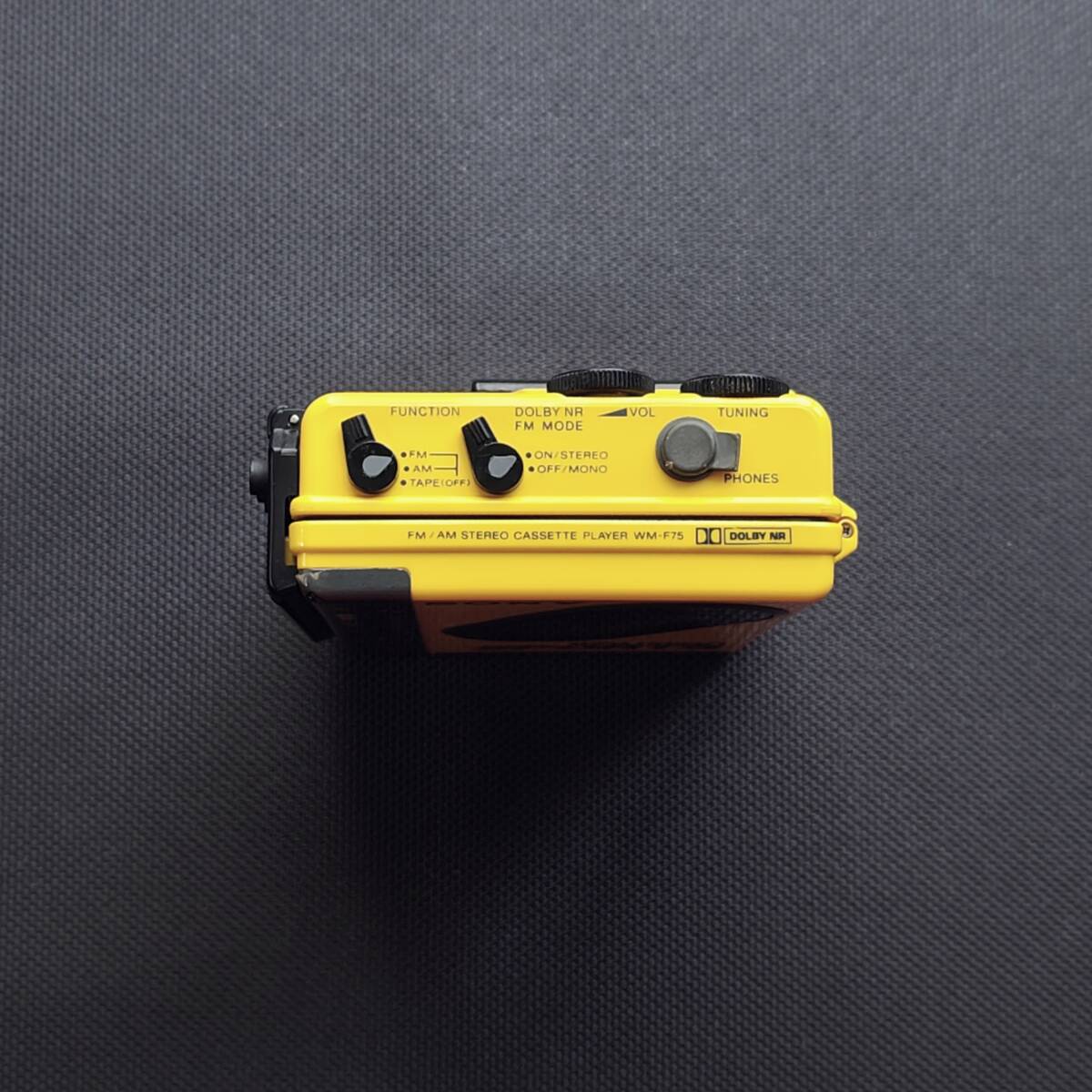 [ electrification reproduction operation verification goods ] cassette tape player Sony sport Walkman SONY WALKMAN WM-F75 GIG series wide FM/AM radio attaching 