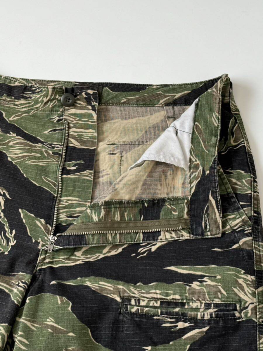 Bibian 比比昂 - 90s USA製 stussy タイガーカモ ショーツ 32 Bibian 比比昂 - 90s USA製 stussy タイガーカモ ショーツ 32