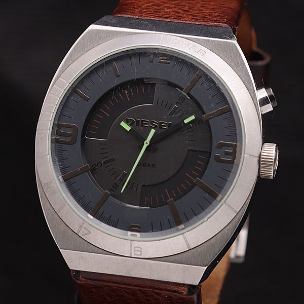 1円 稼働 ディーゼル QZ グレー文字盤 ブラック 10BAR DZ-1414 ヴィンテージ メンズ腕時計 KMR 2000000 3NBG2の画像1