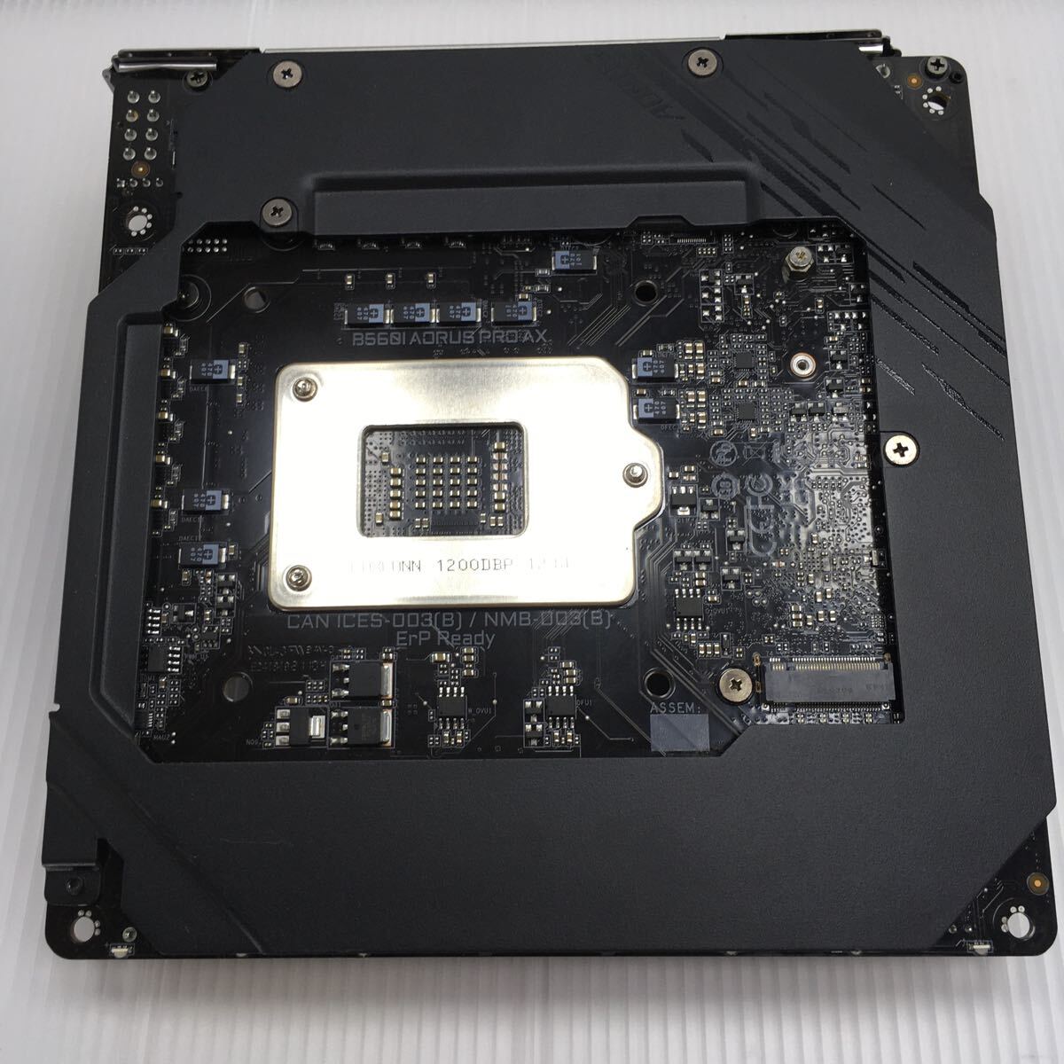 動作品：GIGABYTE B560I AORUS PRO AX マザーボード_画像6