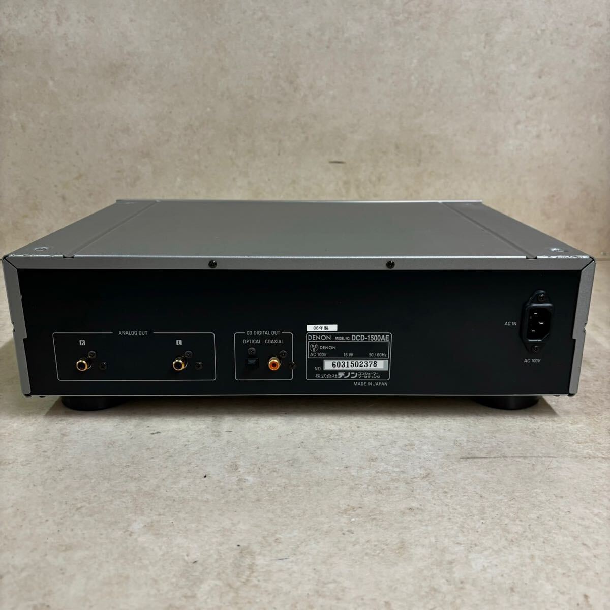 d0508603 DENON デノン CDプレーヤー CDデッキ DCD-1500AE オーディオ機器 音響機材 シルバー 通電確認済み 現状品 中古品の画像5