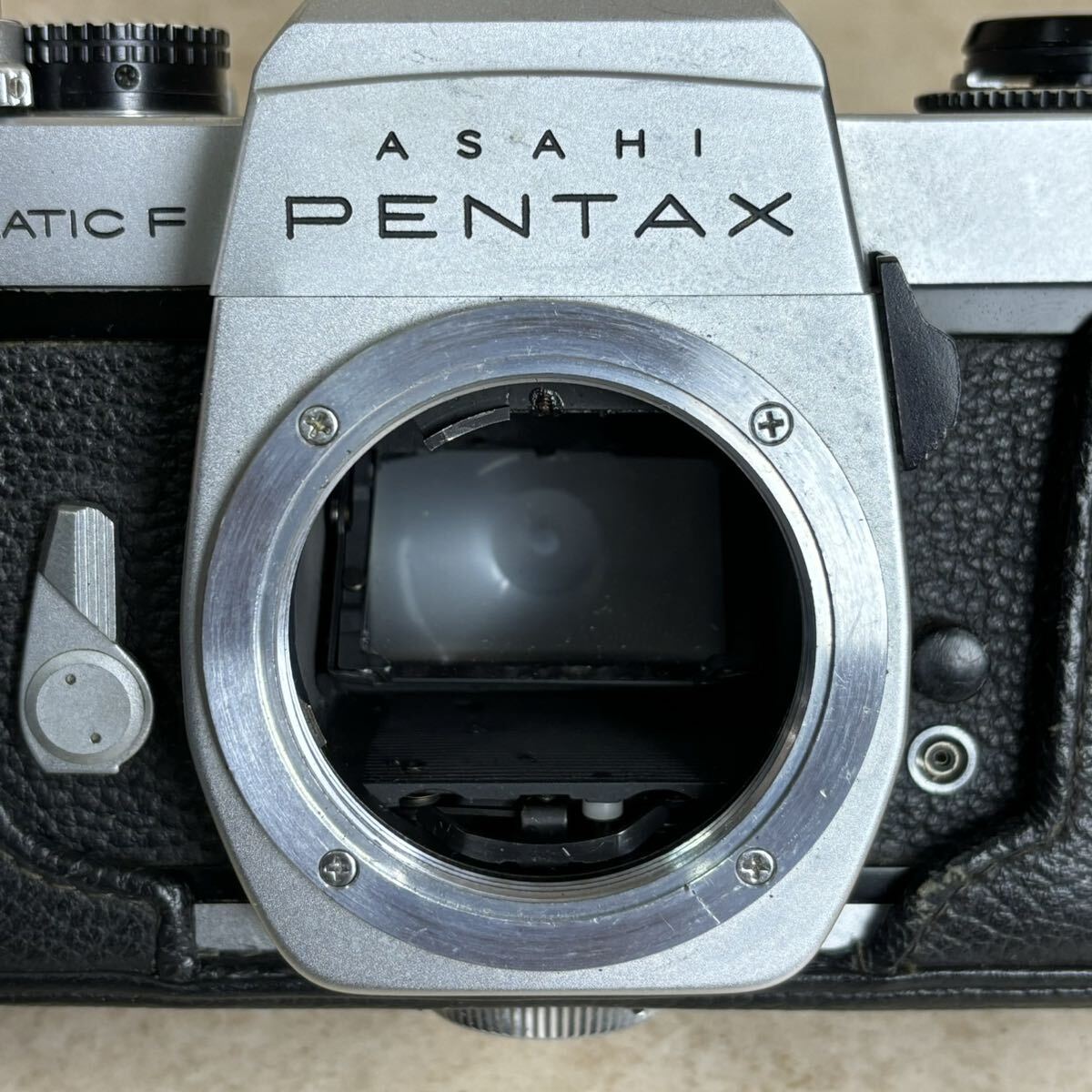 s0516602 ASAHI PENTAX アサヒ ペンタックス SPOTMATICF フィルムカメラ カメラ 撮影 レトロ レンズなし ボディ 中古品_画像2