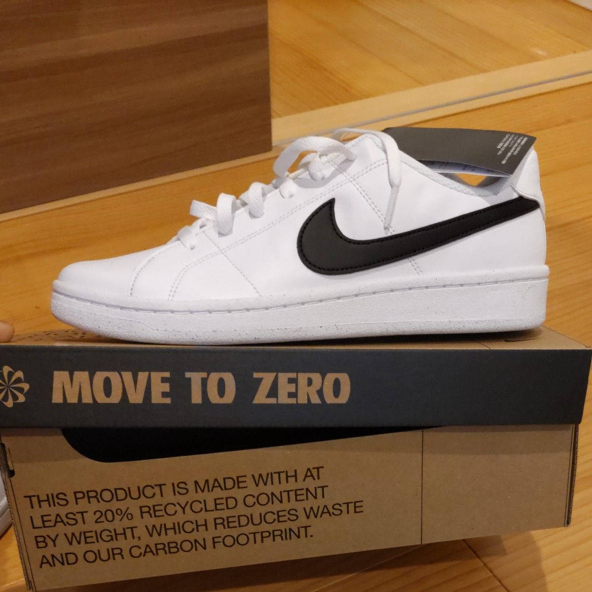 白 ナイキ NIKE ホワイト スニーカー|Yahoo!フリマ(旧PayPay 白 ナイキ NIKE ホワイト スニーカー|Yahoo!フリマ(旧PayPay