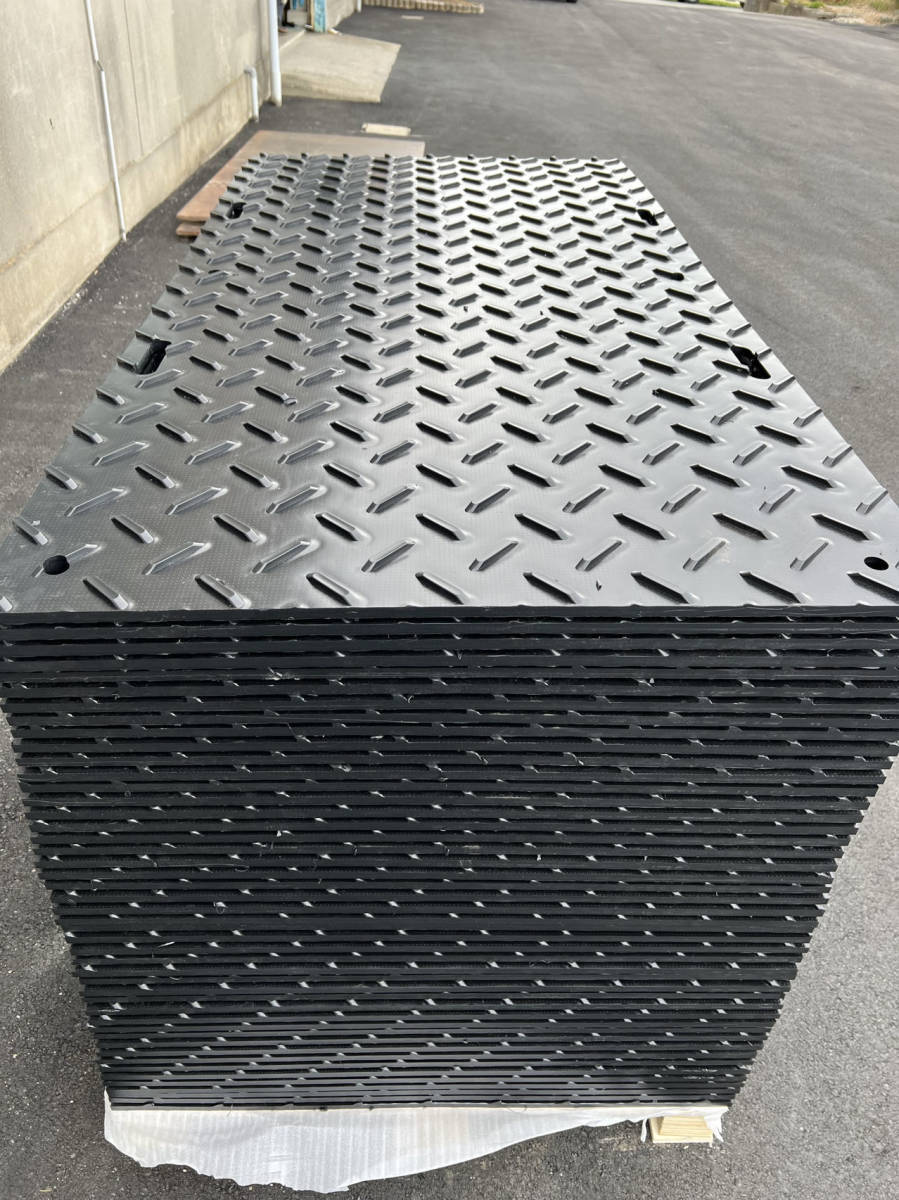 三重県発樹脂製敷板 プラシキ 両面リブ 3×6 1829×914×13mm 三重県発樹脂製敷板 プラシキ 両面リブ 3×6 1829×914×13mm