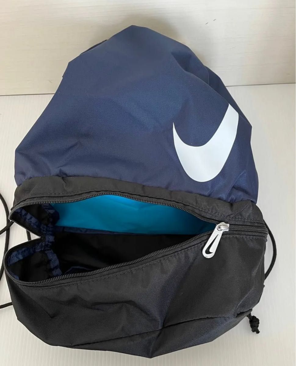 ナイキ　NIKE プールバッグ　スイムバッグ　水着バッグ　　新品　2段式　水泳バッグ 2ルームプールバッグ  ナップザックタイプ