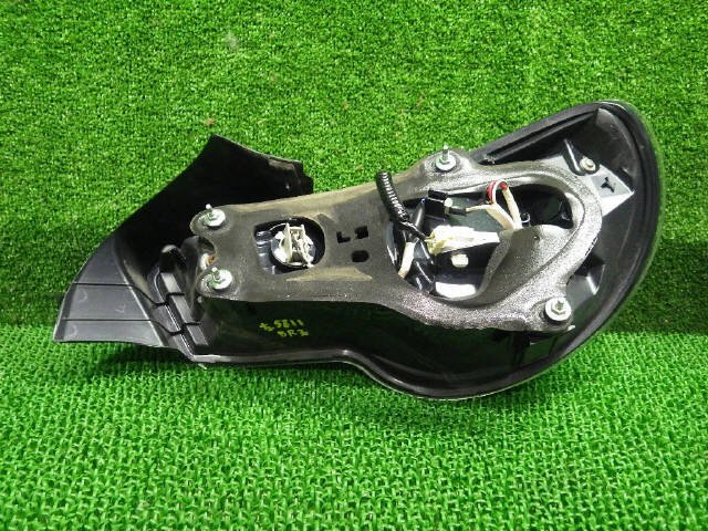 BRZ DBA-ZC6 左テールランプ 84912CA050 ＬＥＤ KOITO 220-60084 [ZNo:03006362]_画像2