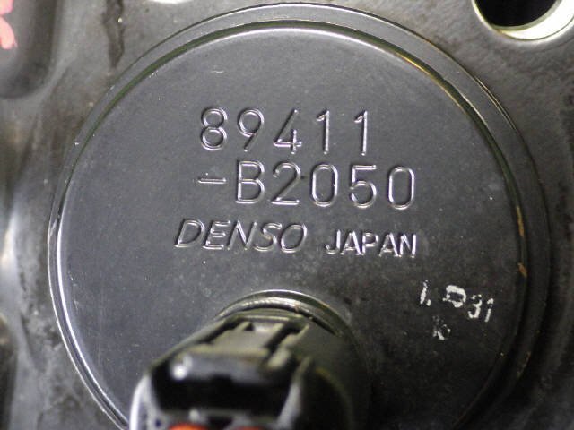 タント エグゼ DBA-L455S リア右 ナックルハブ 個人宅発送不可 KFVE3 42410-B2050 [ZNo:31006934]_画像3