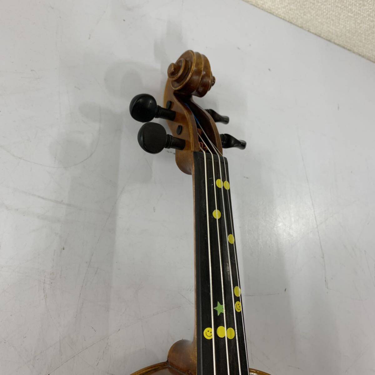 【R-4】 Yamaha V-7G 1/4 バイオリン キズあり ステッカー貼られ ヤマハ 中古品 1865-154_画像2