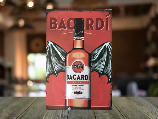 ブリキ看板 BACARDI バカルディ 95 メタルプレート インテリア ガレージ アメリカン雑貨 レトロ風 ビンテージ風 おしゃれ 新品