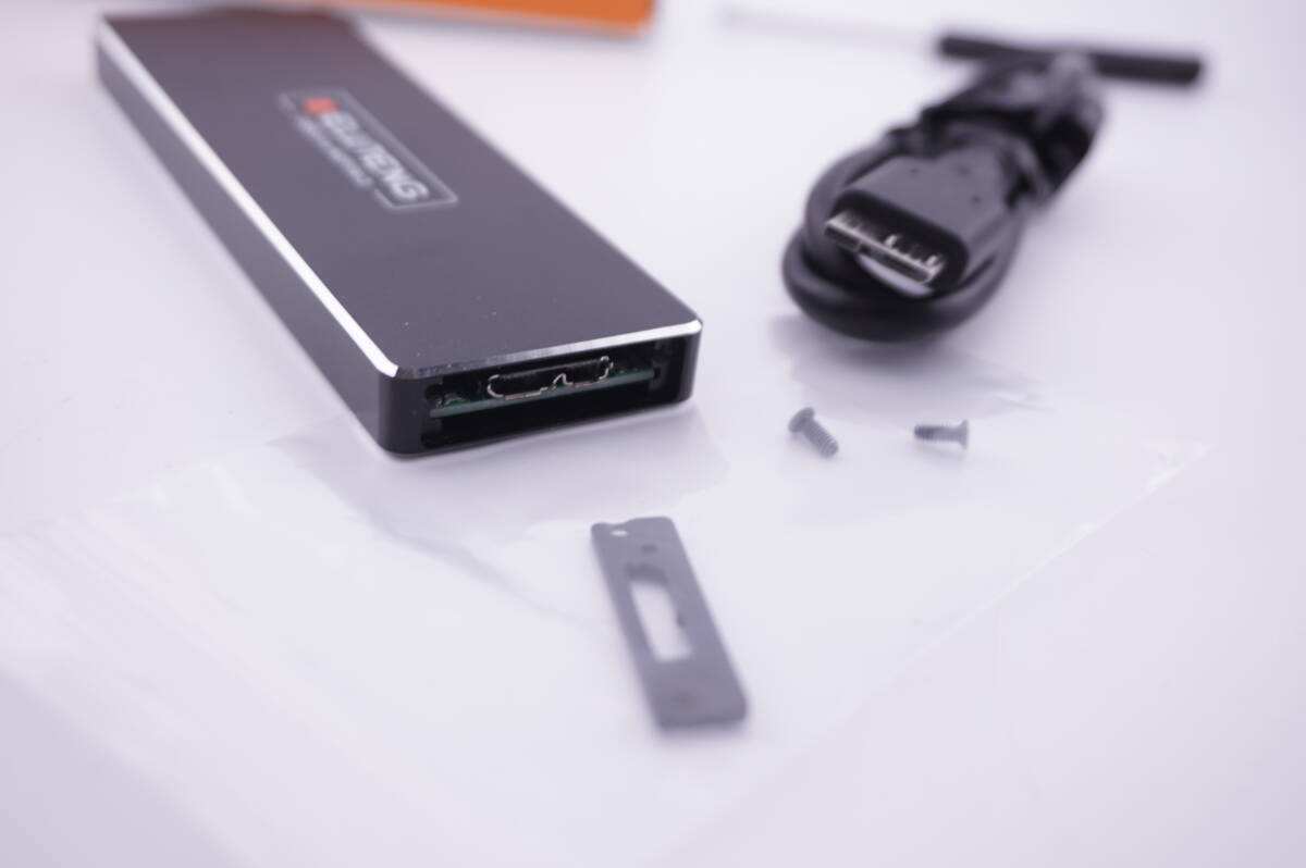 NGFF　M.2 SSD　ポータブル　ケース　ELUTENG　USB3.0_画像2