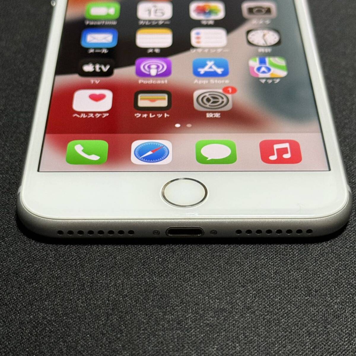 中古美品 iPhone7 Plus 256GB シルバー SIMフリー SIMロック解除済 Apple iPhone7Plus_画像3