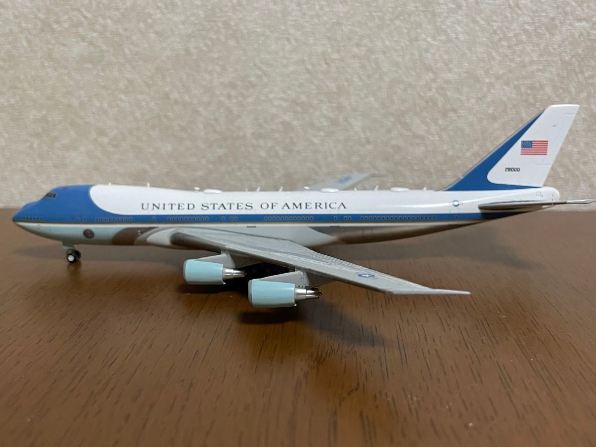 VC-25Aエアフォースワン(米国大統領専用機) #82-8000 1/400 飛行機