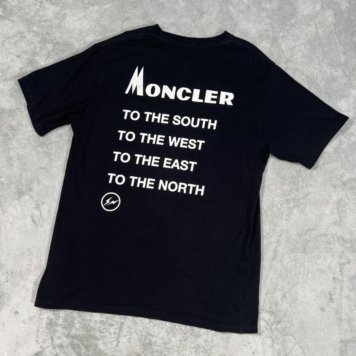 1円 極美品 MONCLER モンクレール フラグメント マグリア バックロゴ 半袖 Tシャツ  半袖Tシャツ Lサイズ 黒 7816の画像1
