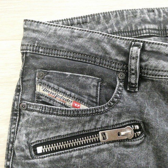 DIESEL SLEENKER-ZIP SLIM SKINNY 0842J STRETCH ディーゼル ストレッチ スリム スキニー デニム ジップ加工 ブラック W29L30_画像3