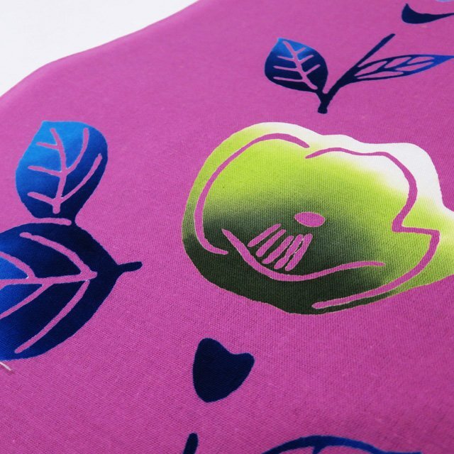 夏物 反物 浴衣 着物 未仕立て 新古品 木綿 カジュアル 花模様 椿 梅紫色 多色 きもの北條 A1014-8_画像3