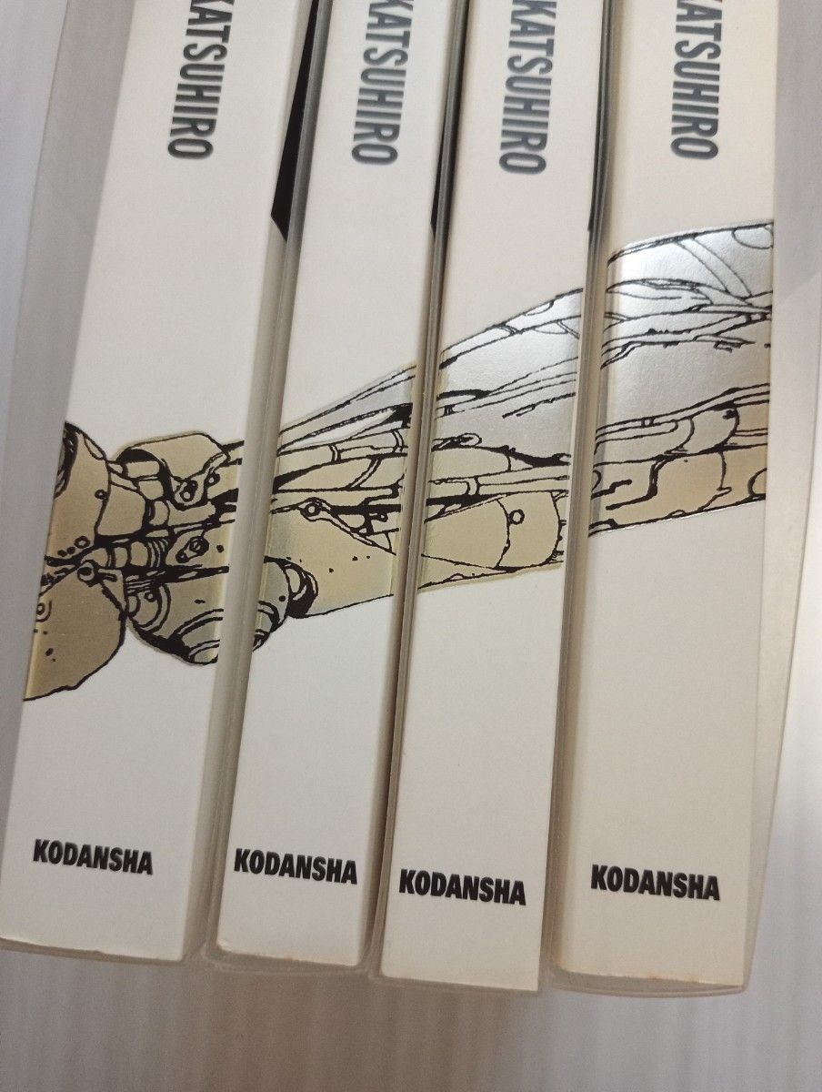 総天然色AKIRA 1〜4巻 大友克洋 原作 漫画 フルカラーコミック 総天然色AKIRA 1〜4巻 大友克洋 原作 漫画 フルカラーコミック