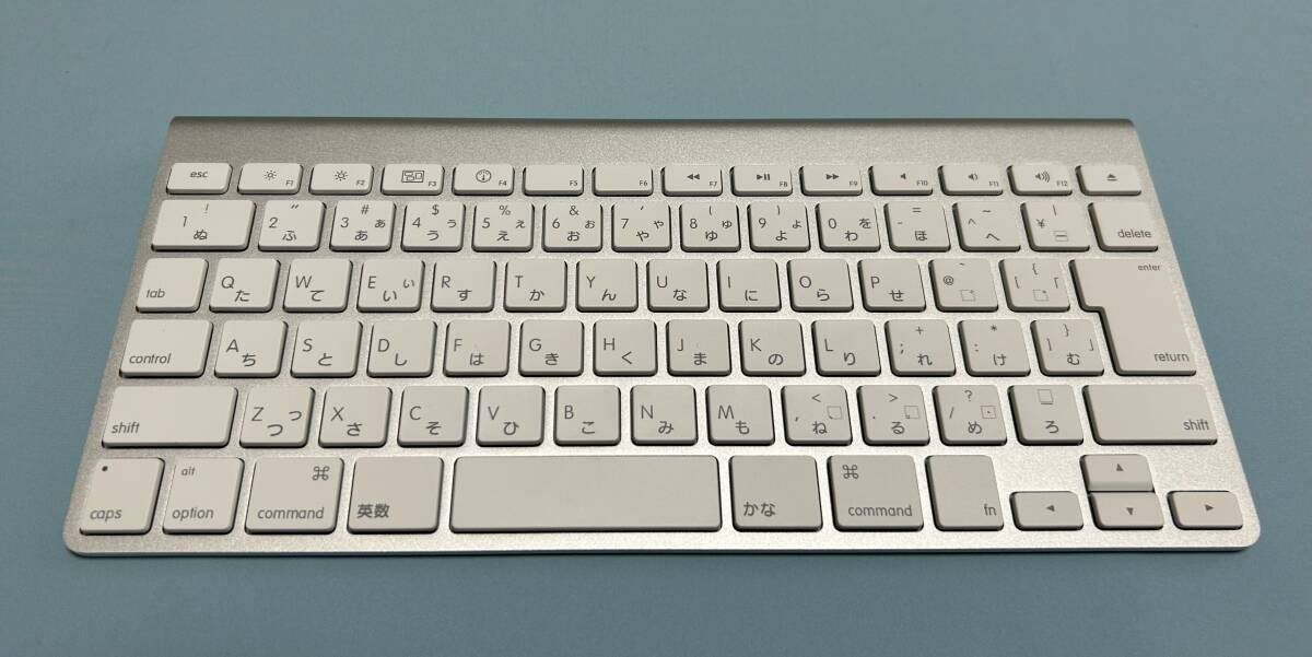 Apple純正 Wireless keyboard A1314 ワイヤレスキーボード 日本語キーボード Bluetooth 動作確認済 美品の画像1