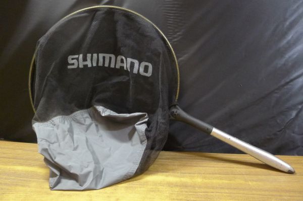 DD281 SHIMANO/シマノ 鮎 タモ 直径約39cm 型番不明 キズ有り たも 釣り フィッシング カバー付 /140の画像2