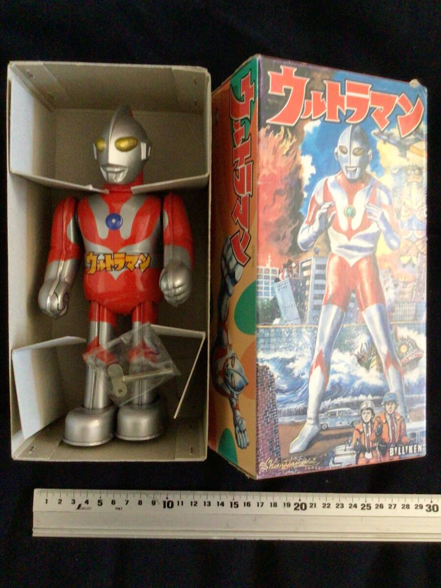 bili ticket tin plate Ultraman Showa Retro toy vintage toy antique toy 