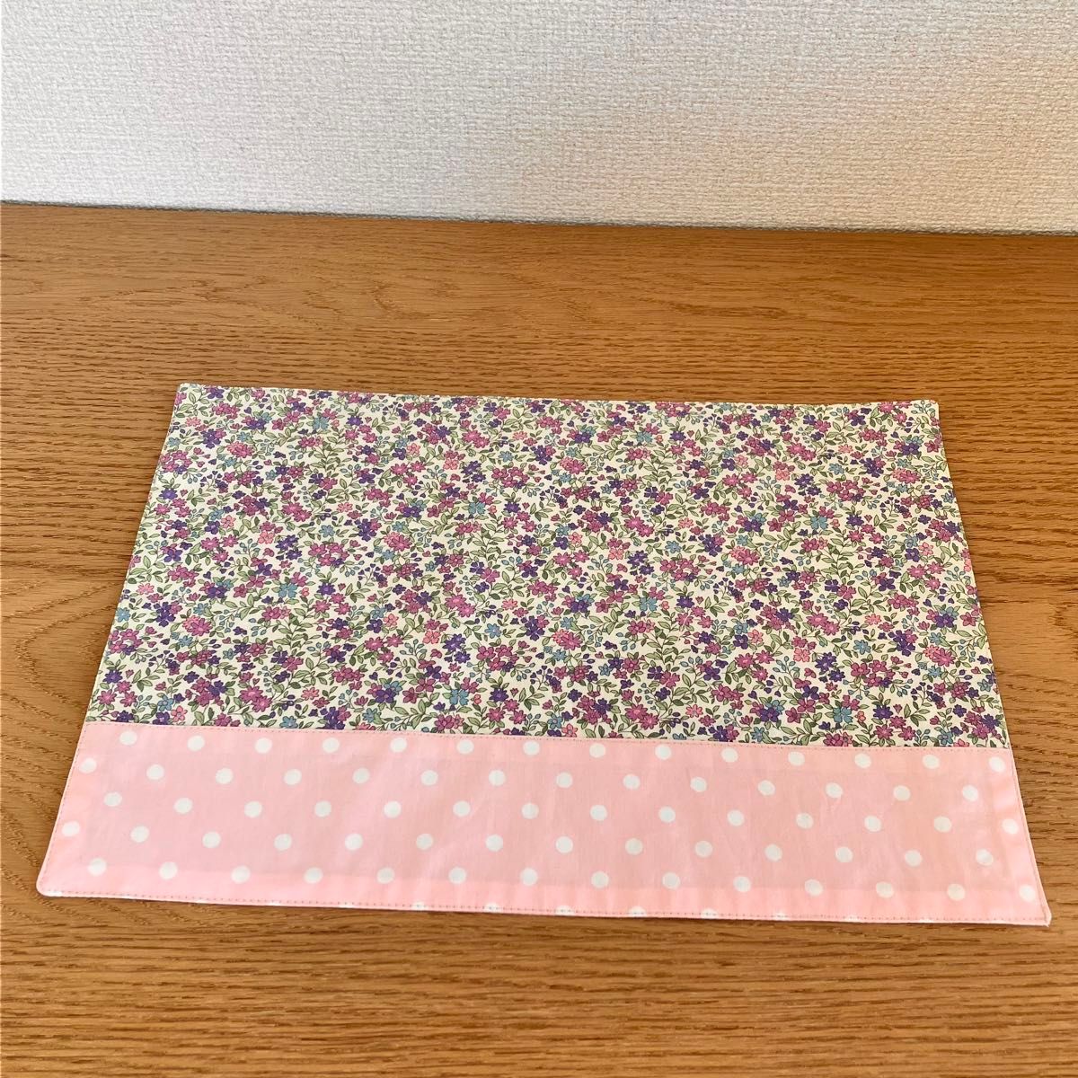 ＊ハンドメイド＊ランチョンマット2枚セット 25×35 入園入学準備 花柄