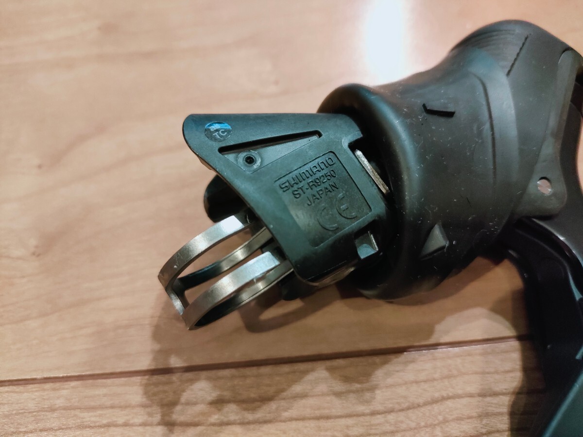送料無料 美品 SHIMANO シマノ ST-R9250 DURA-ACE 2x12s 電動Di2 送料無料 美品 SHIMANO シマノ ST-R9250 DURA-ACE 2x12s 電動Di2