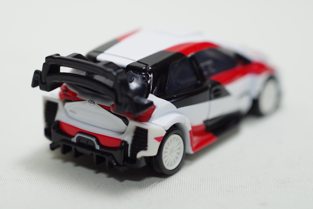 絶版 トミカプレミアム10 トヨタヤリスWRC 1/58スケール 中古送料込み ヤリス 2020 TOMICA TOYOTA YARIS_画像2