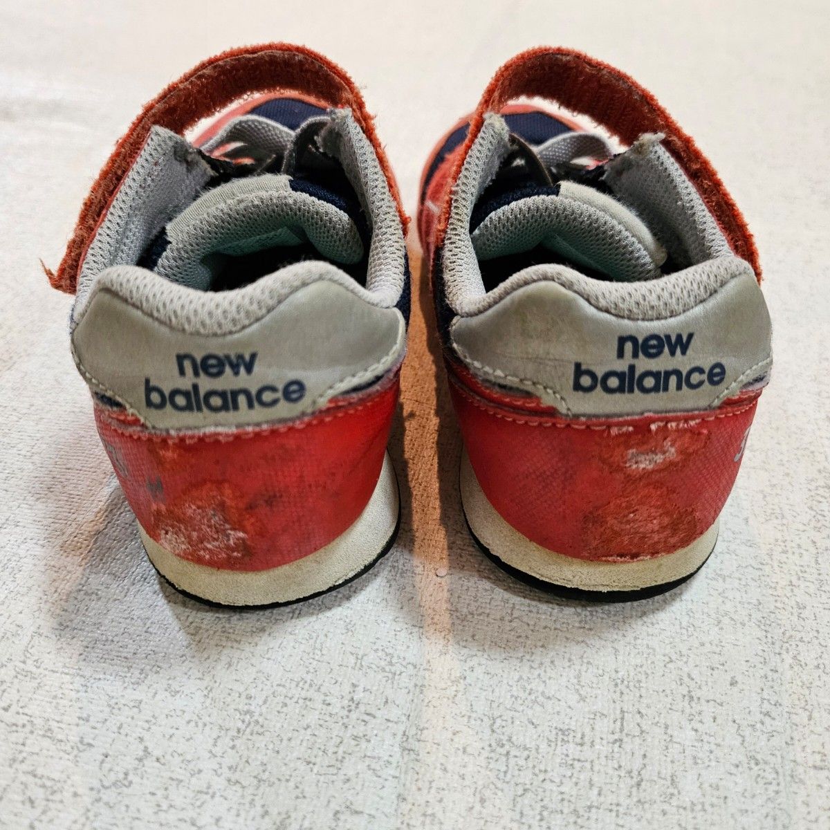 【2足セット】new balance ニューバランス スニーカー まとめうり 子供 キッズ 靴 リンクコーデ レッド ネイビー