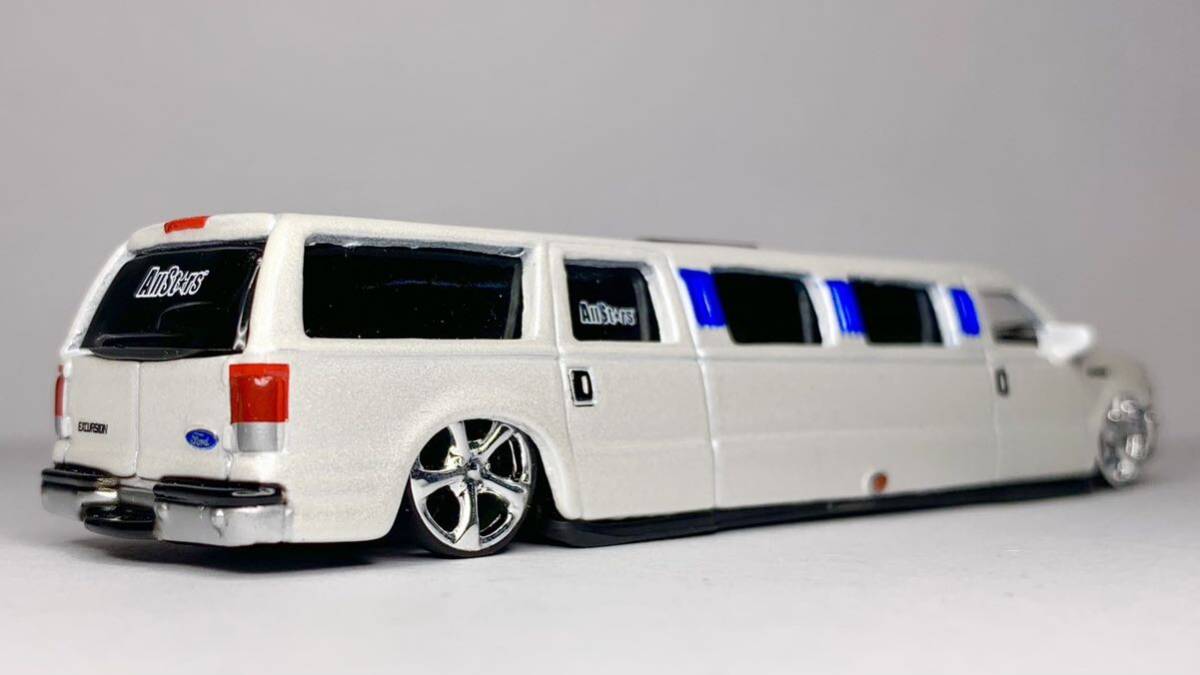 1/64( модифицировано ) maisto ford excursion limousine металлизированный Large колесный погрузчик un Tomica размер 