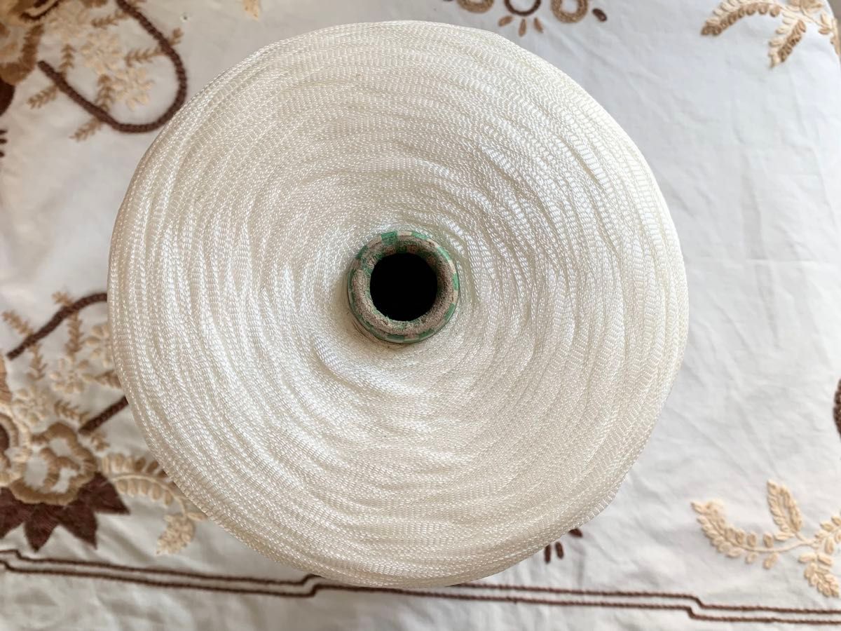 素材糸 毛糸 テープ ファンシーヤーン かぎ針 編み物 コーン巻き
