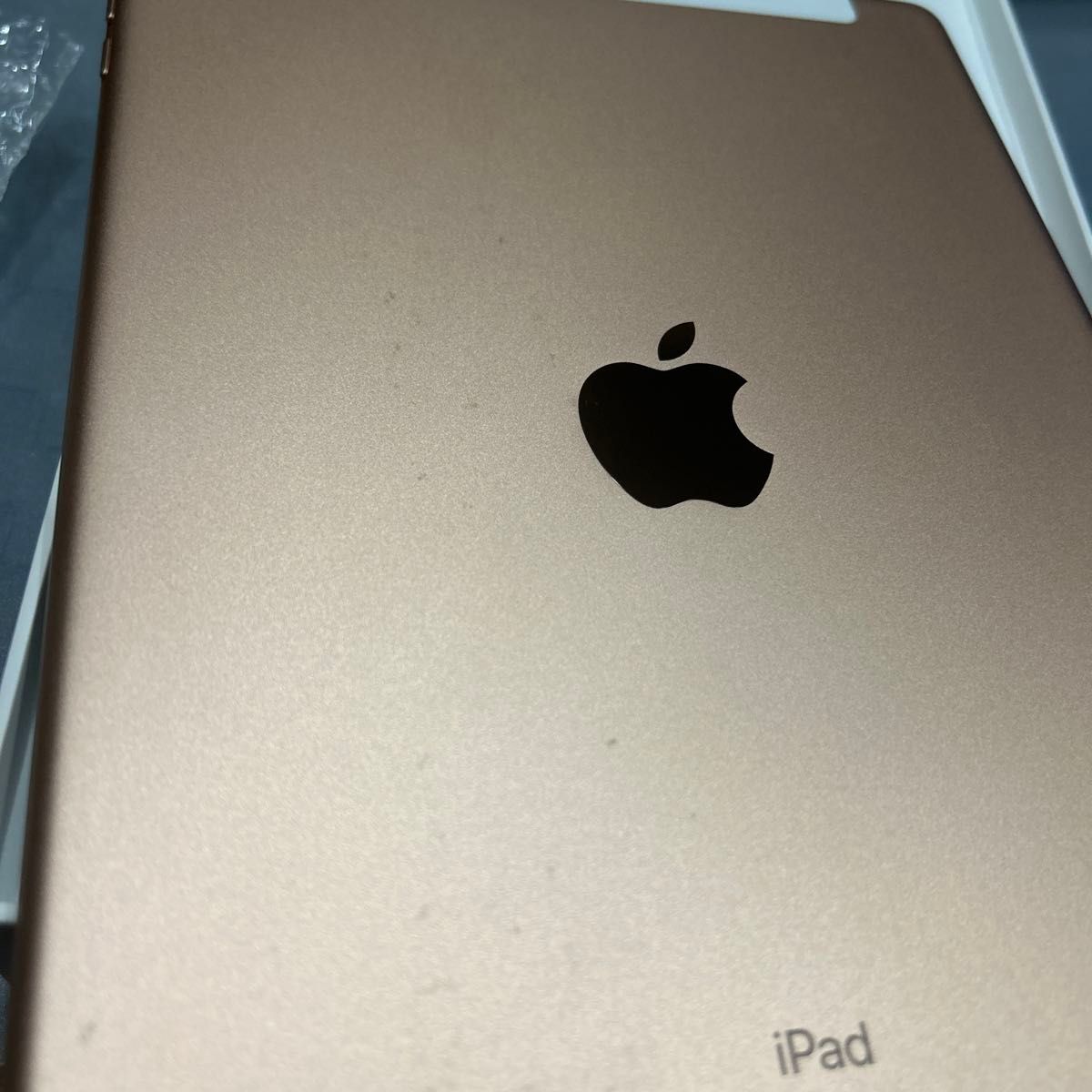 iPad第6世代32GB ゴールド ソフトバンク 2018年モデルSIMフリー*本体のみ