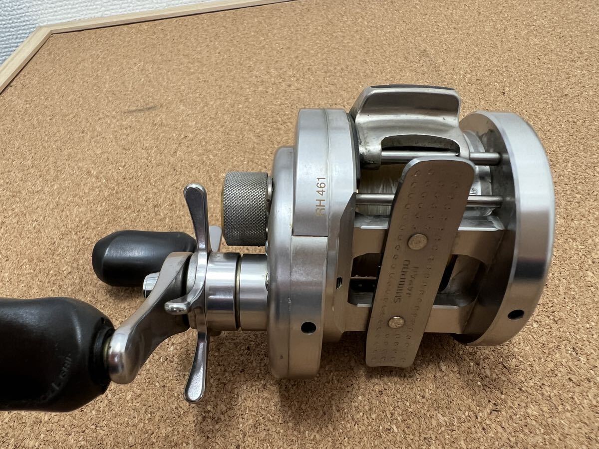  【6299】 SHIMANO リール カルカッタ コンクエスト_画像5