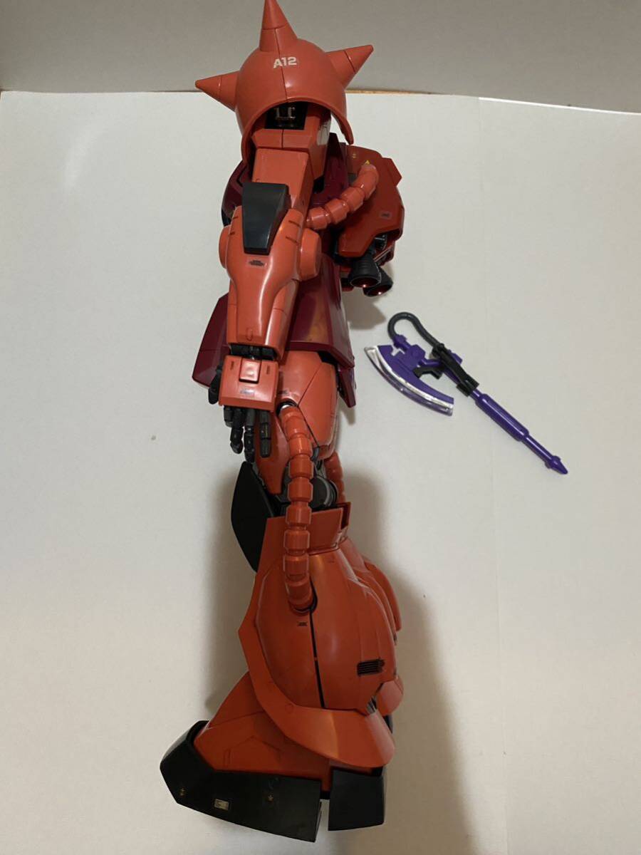 PG 1/60 シャア専用ザクⅡ 機動戦士ガンダム ガンプラ 完成品 PG 1/60 シャア専用ザクⅡ 機動戦士ガンダム ガンプラ 完成品
