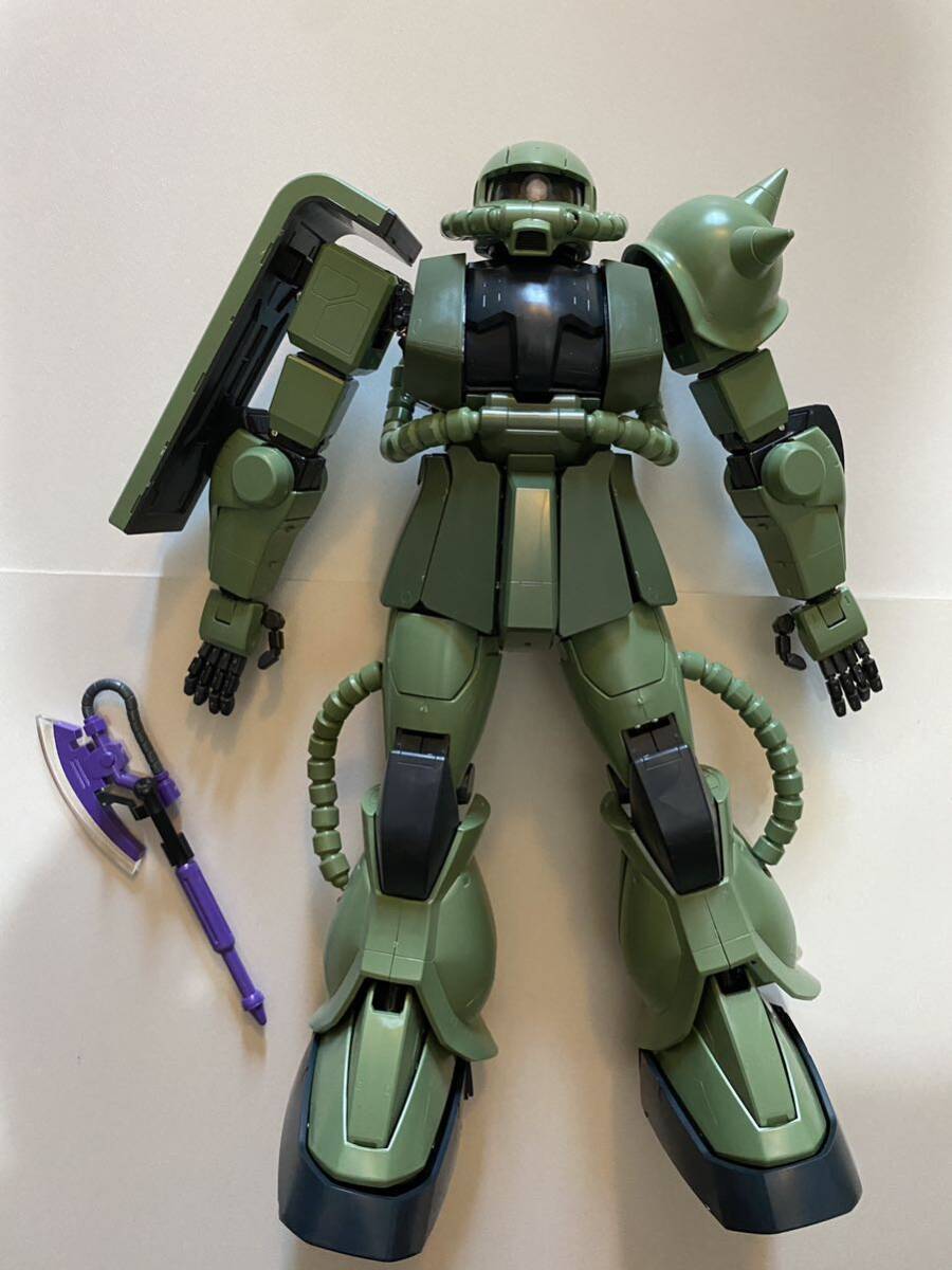 PG 1/60 量産型ザクⅡ　ガンダム　ガンプラ　ザクⅡ 完成品　パーツ取り　改造用　念のためジャンク