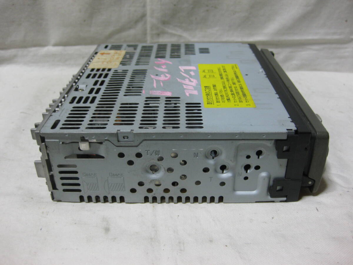 K-2321　SONY　ソニー　XR-C2400　1Dサイズ　カセットデッキ　テープデッキ　故障品_画像4