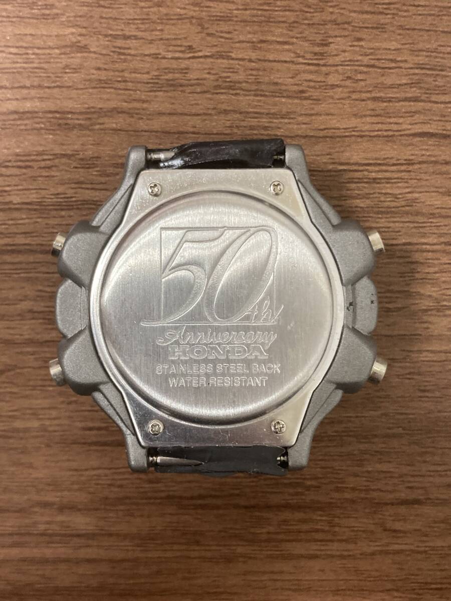 大G「19546」HONDA ホンダ 50周年記念モデル デジタル 時計 ケース付き ジャンクの画像3