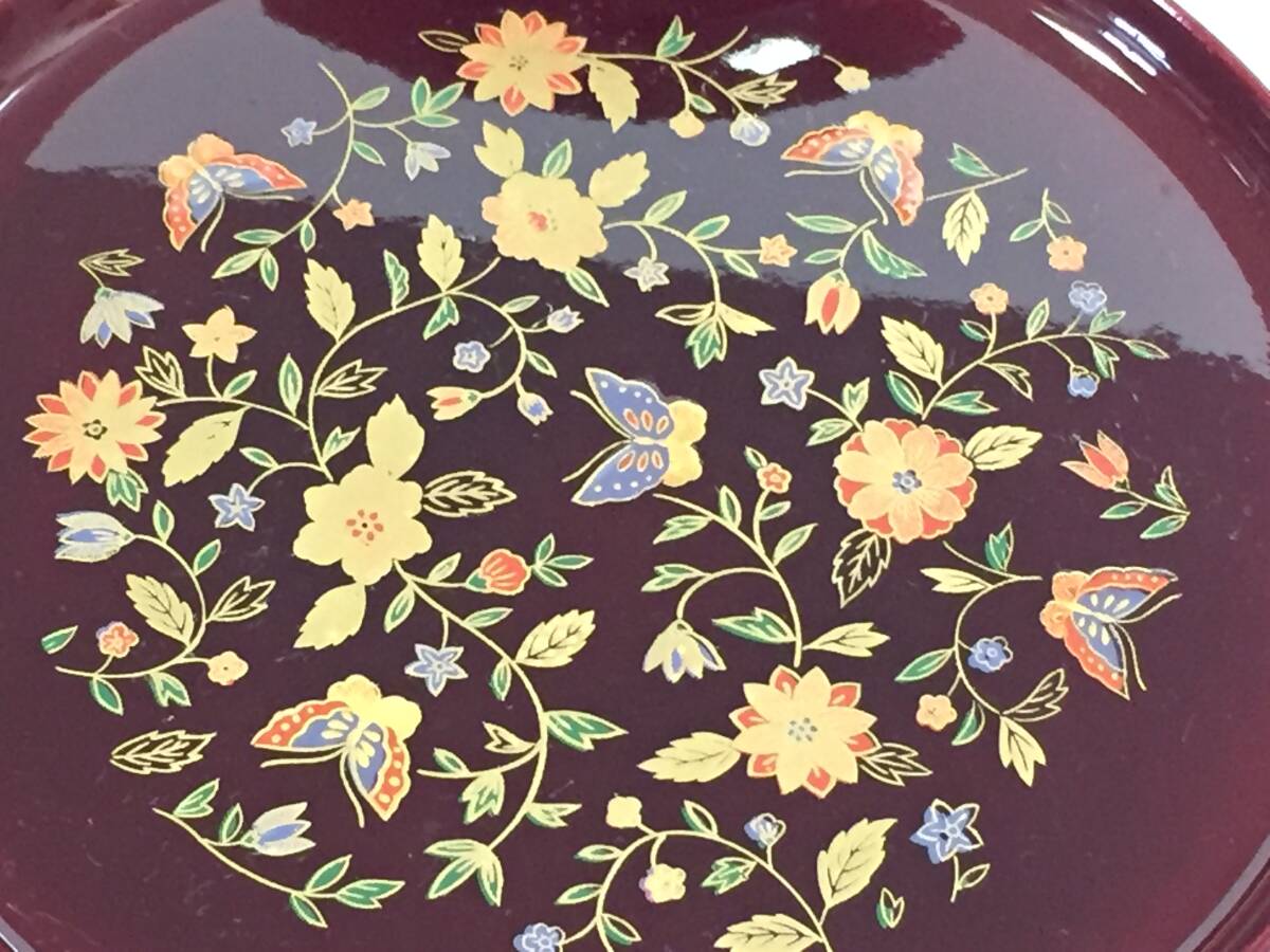 * new building .. souvenir lacquer ware tableware cake box floral print butterfly pattern diameter 20. depth 8. vessel lacquer ware conspicuous scratch / dirt none passing of years use because of light scratch / dirt a little equipped 