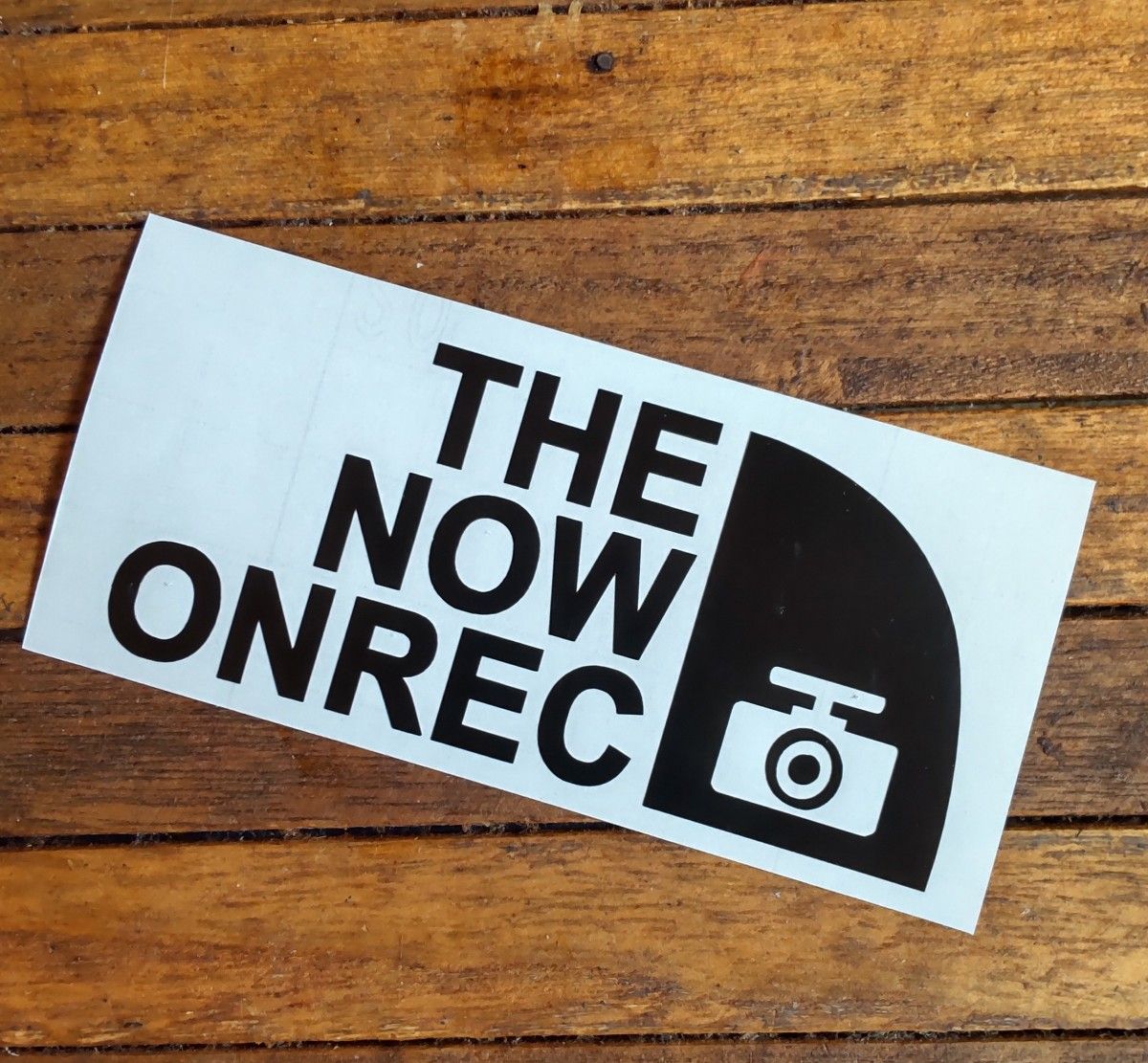 専用出品カッティングステッカー『THE NOW ON REC』